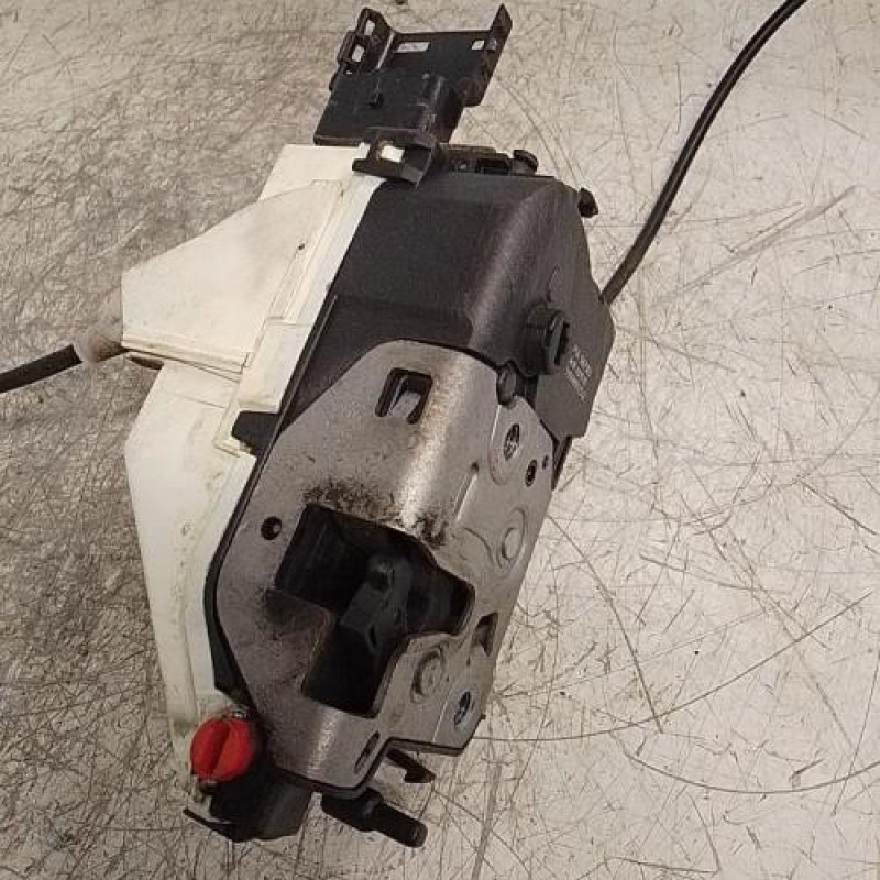 Serrure arriere gauche PEUGEOT 308 1 Serrure arriere gauche PEUGEOT 308 1