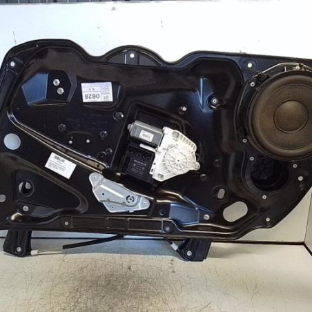Leve vitre electrique avant droit VOLKSWAGEN PASSAT 5 Photo n°1