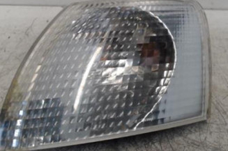 Optique avant secondaire gauche (feux)(clignotant) VOLKSWAGEN PASSAT 4 Photo n°1