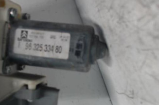 Leve vitre electrique arriere gauche CITROEN C5 1 Photo n°4