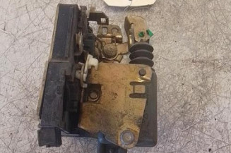 Serrure avant droit RENAULT CLIO 1