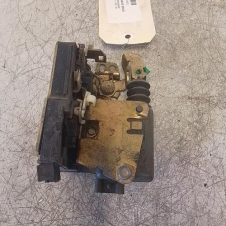 Serrure avant droit RENAULT CLIO 1
