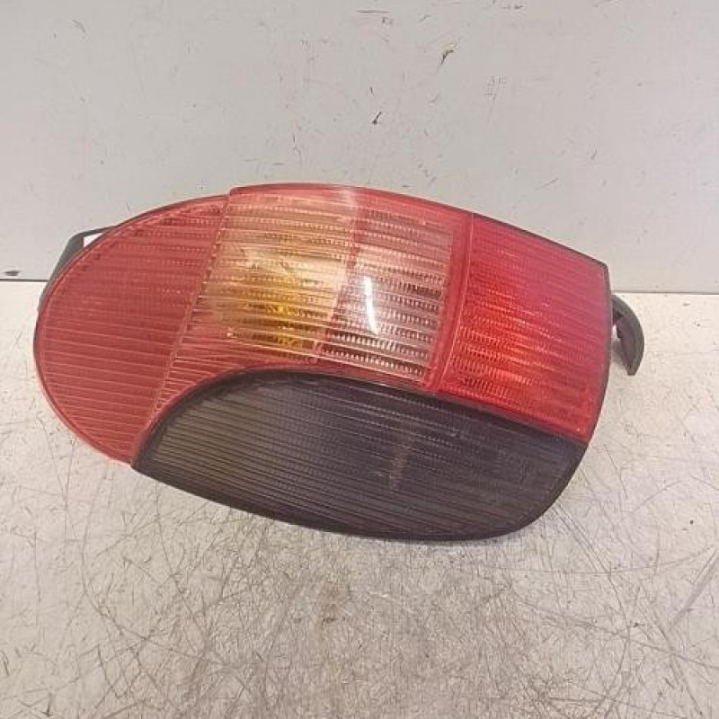 Feu arriere principal gauche (feux) PEUGEOT 306