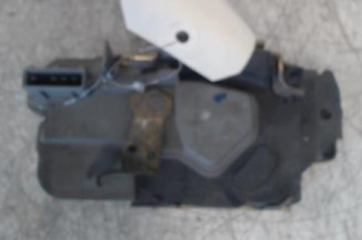 Serrure arriere droit PEUGEOT 306