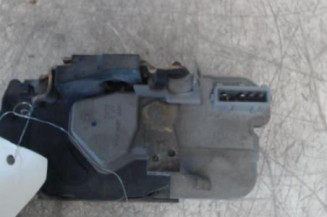 Serrure arriere gauche PEUGEOT 306