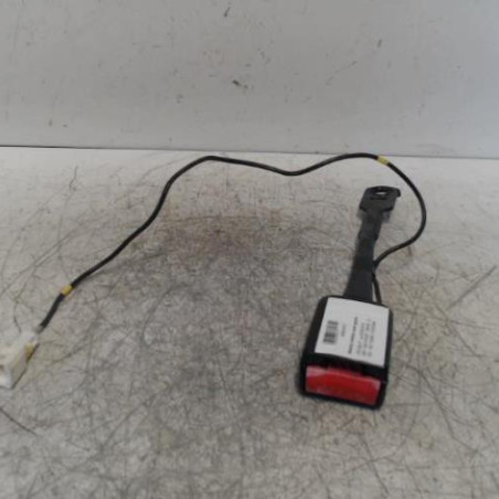 Attache ceinture avant gauche PEUGEOT 308 1 SW