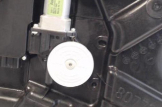Leve vitre electrique avant droit RENAULT KOLEOS 1