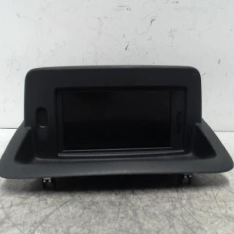 Ecran GPS RENAULT CLIO 3 Ecran GPS RENAULT CLIO 3