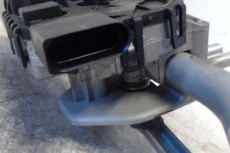 Moteur essuie glace avant PEUGEOT 208 1