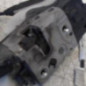 Serrure avant gauche PEUGEOT 208 1