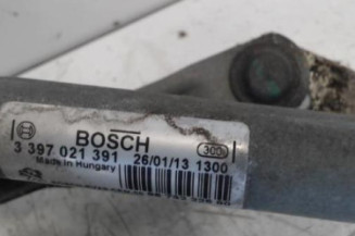 Moteur essuie glace avant PEUGEOT 208 1