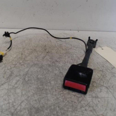 Attache ceinture avant gauche PEUGEOT 308 1