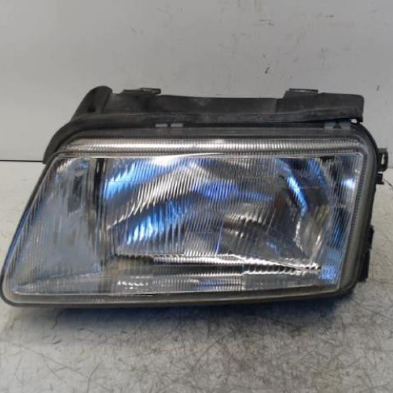 Optique avant principal gauche (feux)(phare) AUDI A4 1