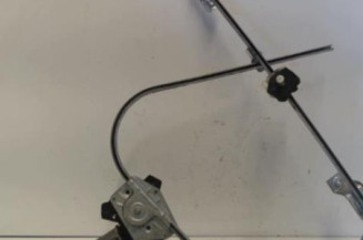 Leve vitre electrique avant gauche RENAULT CLIO 1 Photo n°1