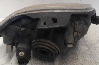 Optique avant principal gauche (feux)(phare) RENAULT CLIO 2