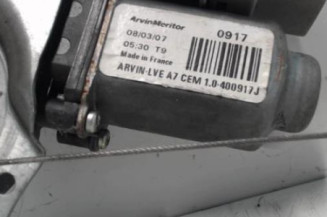 Leve vitre electrique avant gauche PEUGEOT 207 Photo n°4