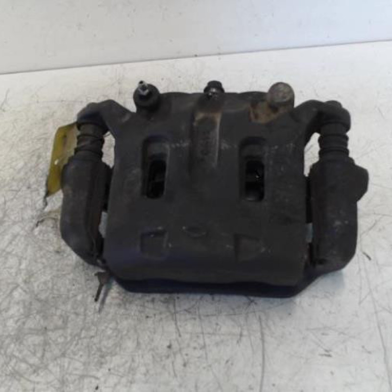 Etrier avant droit (freinage) RENAULT KOLEOS 1 Etrier avant droit (freinage) RENAULT KOLEOS 1