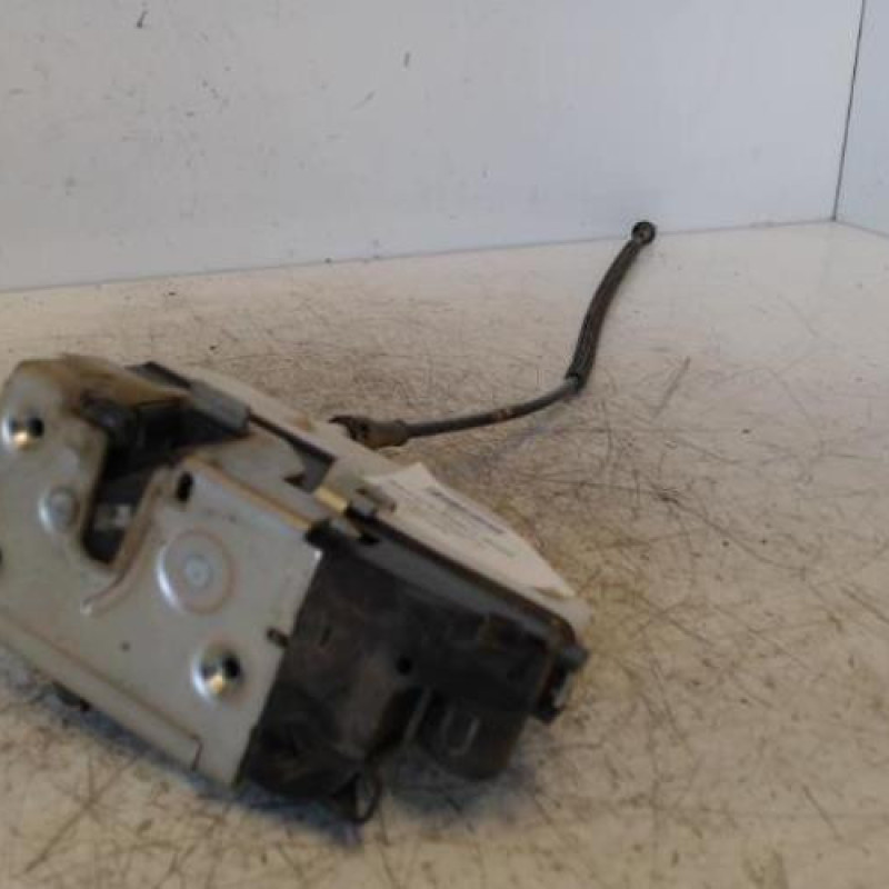 Serrure avant droit CITROEN C3 1 Serrure avant droit CITROEN C3 1