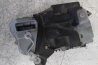 Serrure avant droit PEUGEOT 307