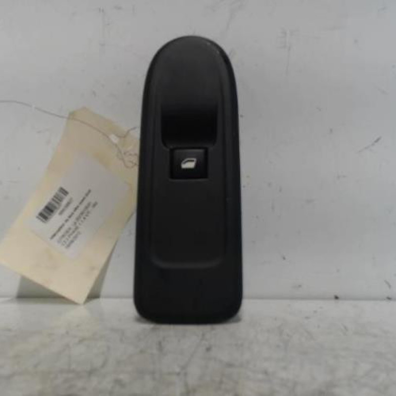 Interrupteur de leve vitre avant droit CITROEN C3 2