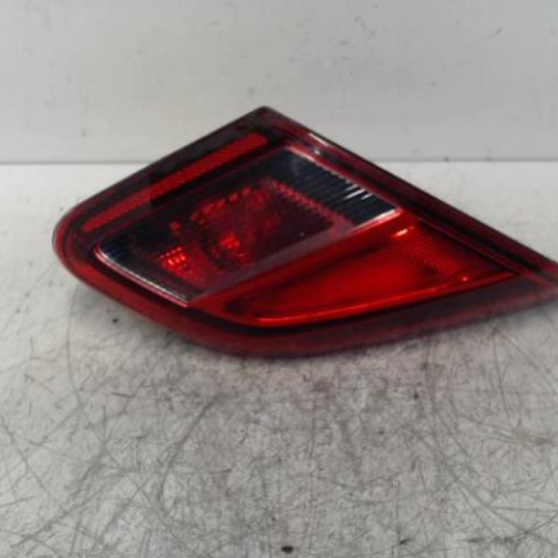 Feu arriere secondaire gauche (feux) OPEL CORSA E