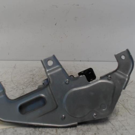 Moteur essuie glace arriere SUZUKI SWIFT 3