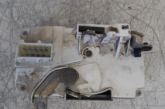 Serrure avant droit PEUGEOT 306