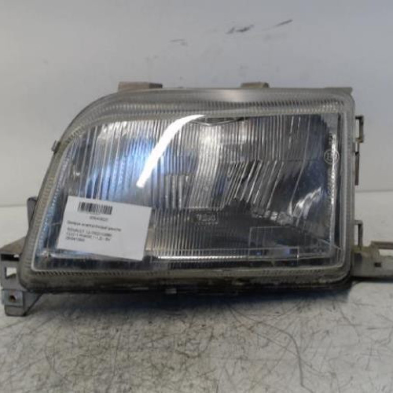 Optique avant principal gauche (feux)(phare) RENAULT CLIO 1