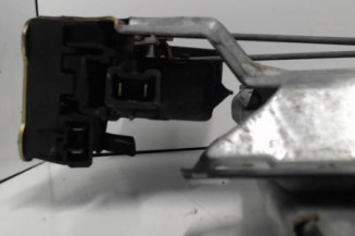 Leve vitre electrique arriere gauche RENAULT LAGUNA 1 Photo n°4