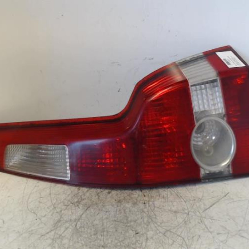 Feu arriere principal droit (feux) VOLVO V 50