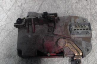 Serrure avant gauche PEUGEOT 206
