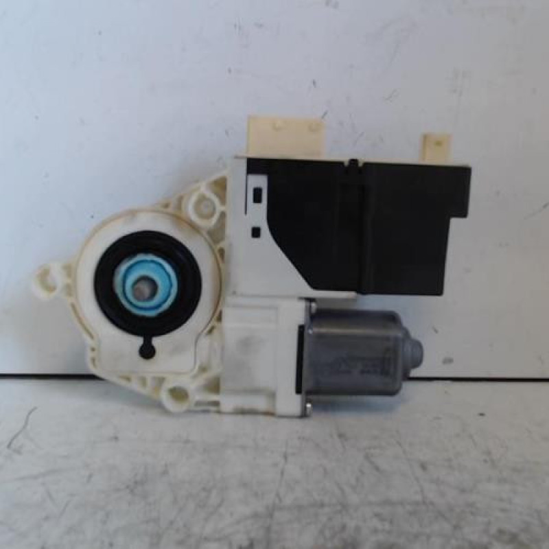 Leve vitre electrique avant droit PEUGEOT 307