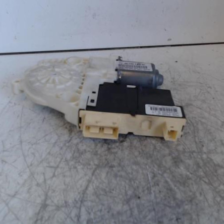 Leve vitre electrique avant droit PEUGEOT 307