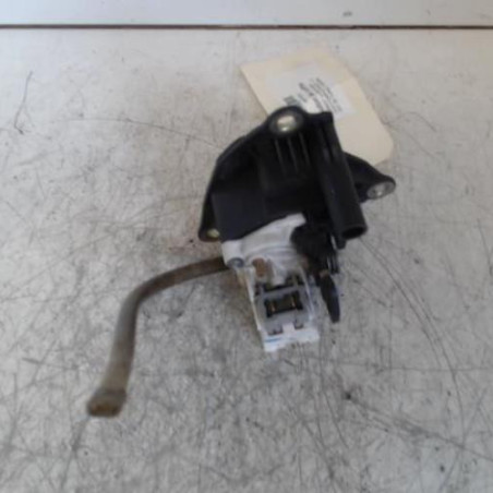 Bouton de coffre RENAULT CLIO 2 CAMPUS