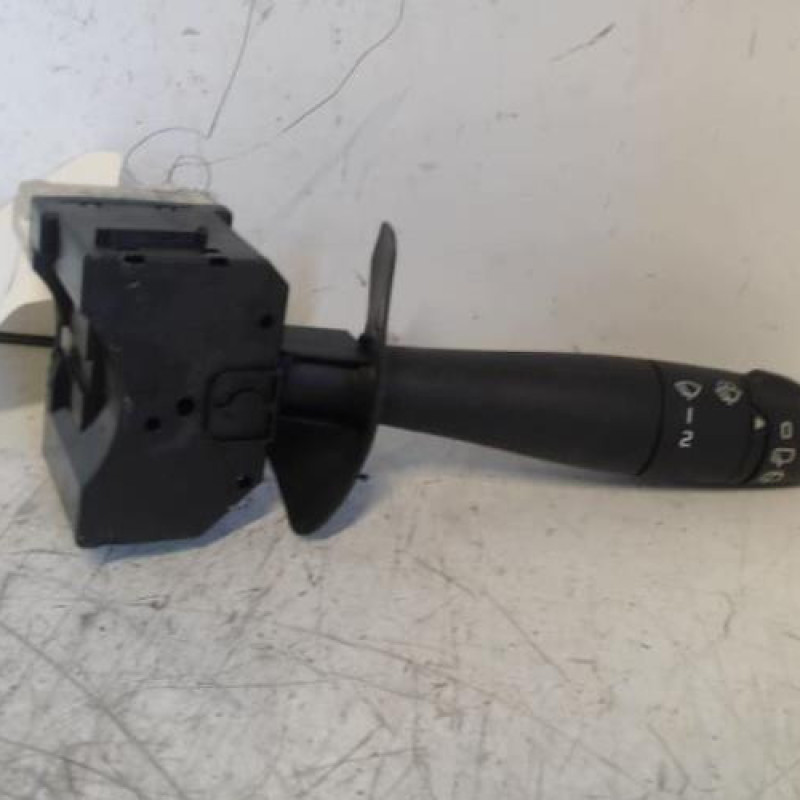 Commodo d'essuie glaces RENAULT CLIO 2 CAMPUS