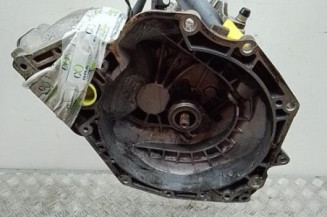 Boite de vitesses OPEL CORSA B Photo n°1