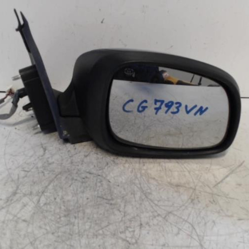 Retroviseur droit SUZUKI SWIFT 3 Retroviseur droit SUZUKI SWIFT 3