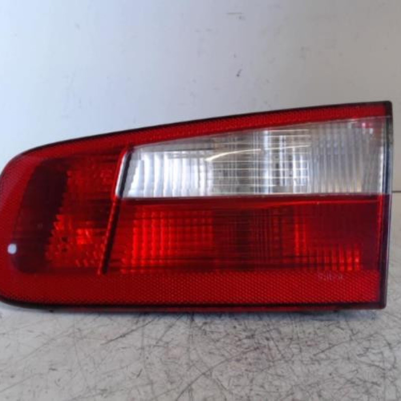 Feu arriere secondaire droit (feux) RENAULT LAGUNA 2