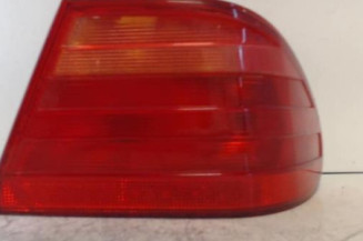 Feu arriere principal droit (feux) MERCEDES CLASSE E 210 Photo n°1
