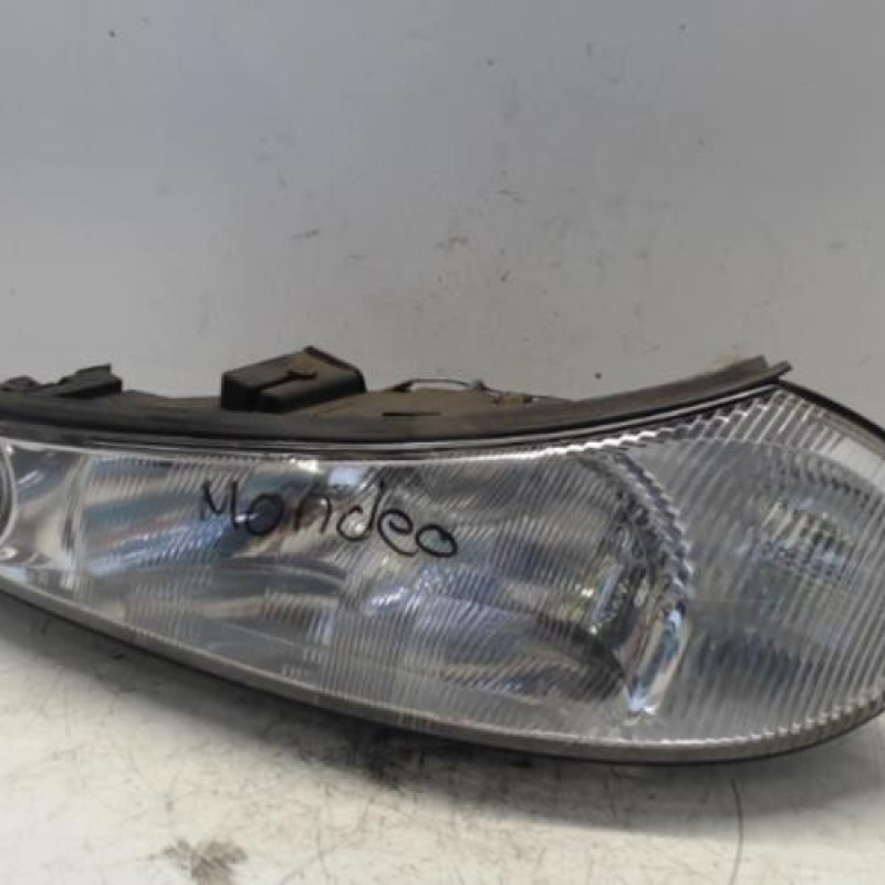 Optique avant principal gauche (feux)(phare) FORD MONDEO 1