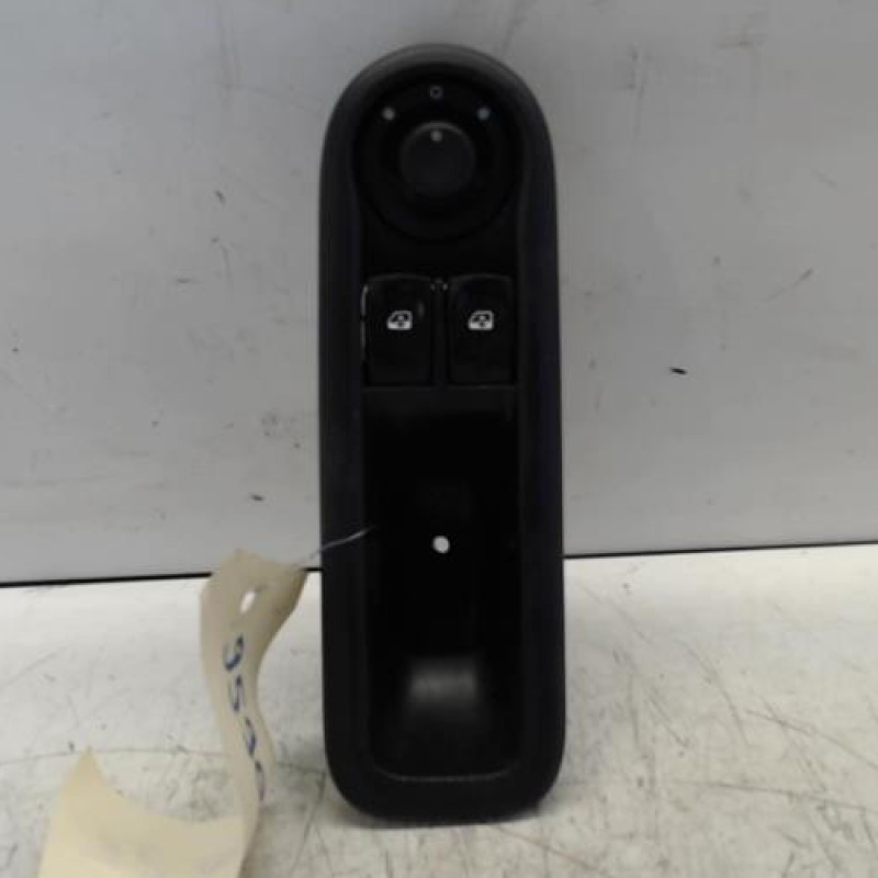 Interrupteur de leve vitre avant gauche RENAULT TWINGO 2