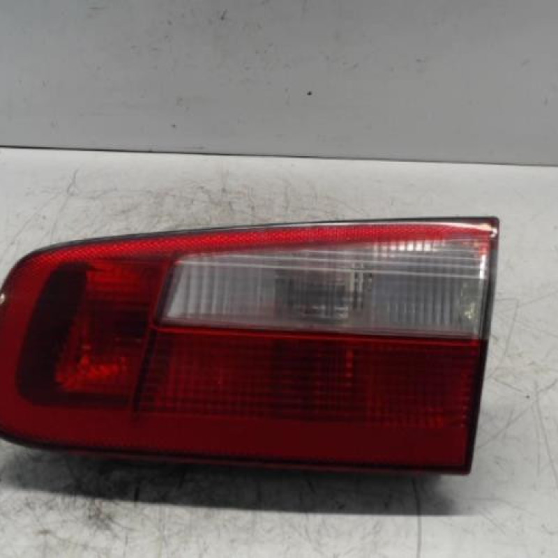 Feu arriere secondaire droit (feux) RENAULT LAGUNA 2