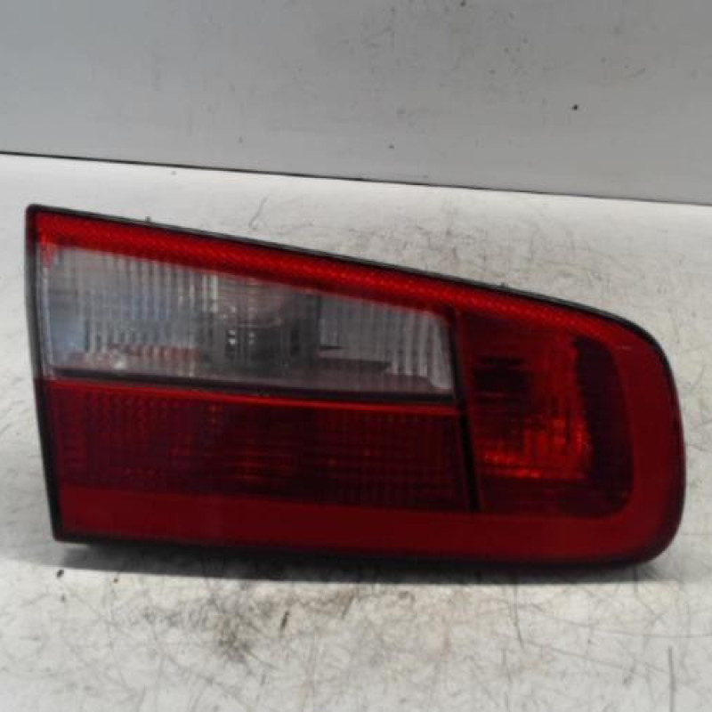 Feu arriere secondaire gauche (feux) RENAULT LAGUNA 2