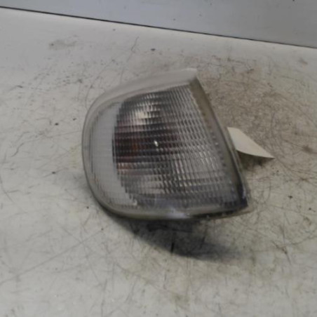Optique avant secondaire droit (feux)(clignotant) SKODA FELICIA Photo n°1