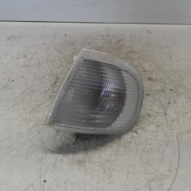 Optique avant secondaire gauche (feux)(clignotant) SKODA FELICIA