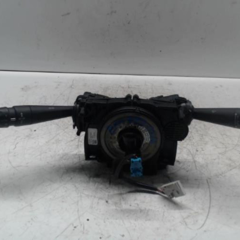 Com (Bloc Contacteur Tournant+Commodo Essuie Glace+Commodo Phare) CITROEN C4 2