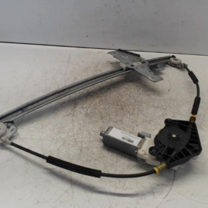Leve vitre electrique avant gauche PEUGEOT 307