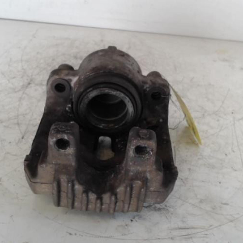 Etrier avant gauche (freinage) BMW SERIE 3 E90 Etrier avant gauche (freinage) BMW SERIE 3 E90