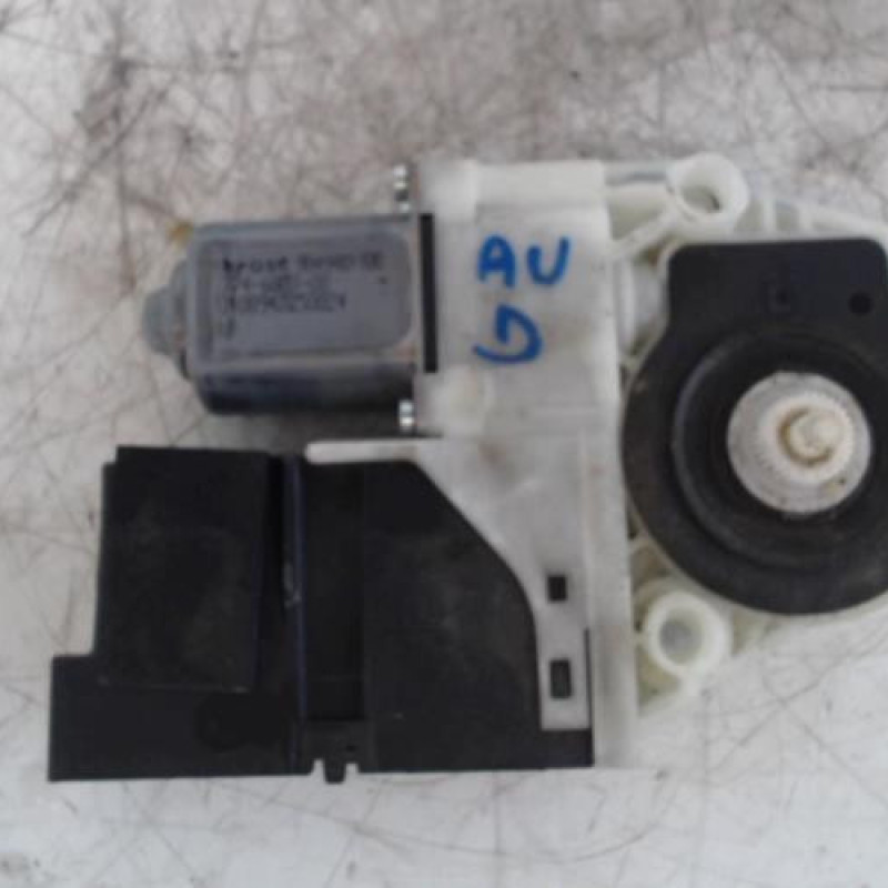 Moteur leve vitre avant droit CITROEN C4 1