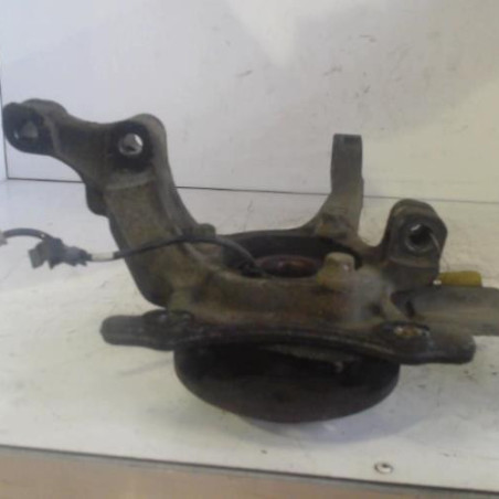 Moyeu avant droit OPEL ASTRA H Photo n°1